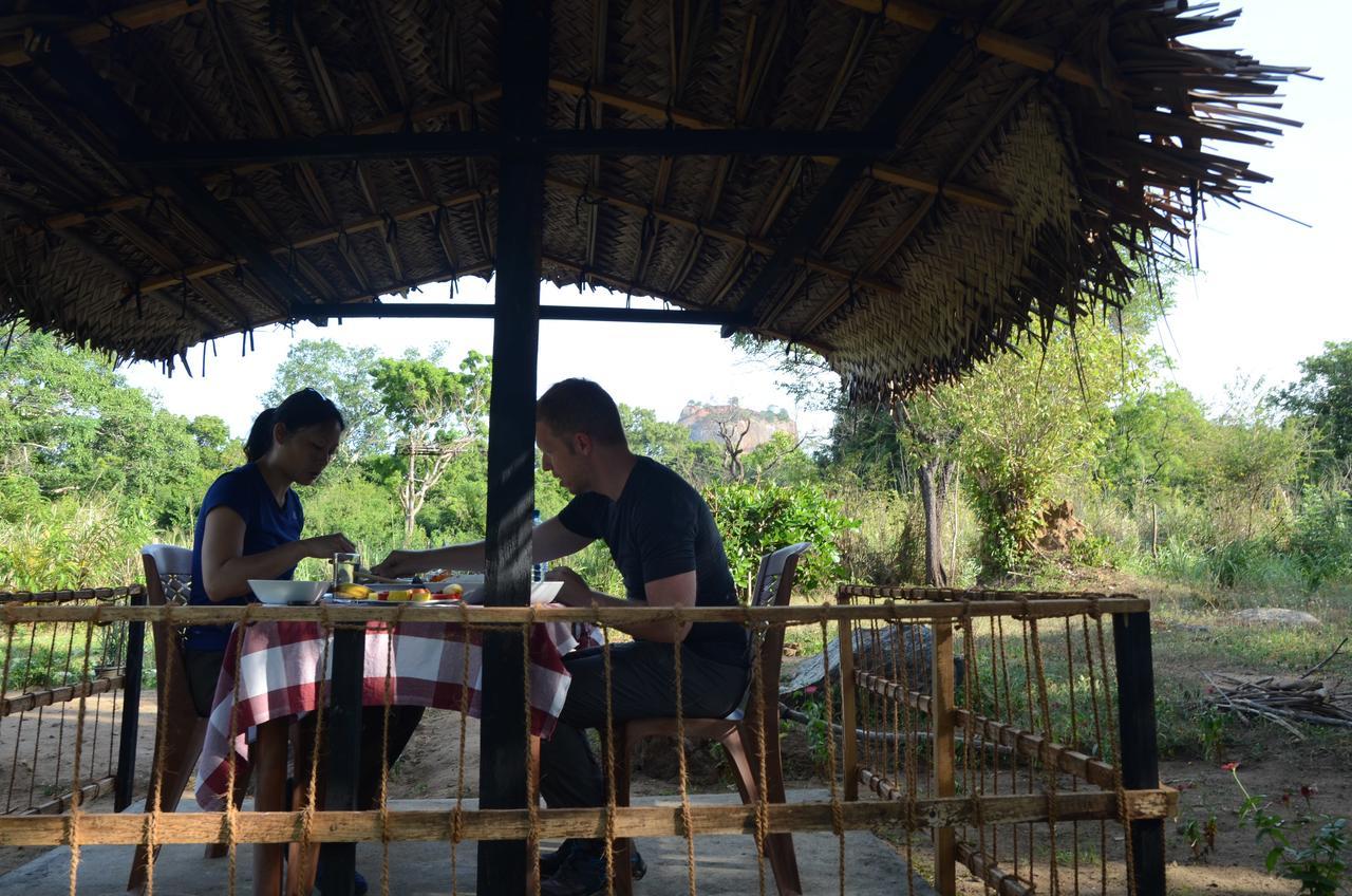 Sigiriya Amenity Home Stay Buitenkant foto
